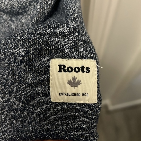 Roots Sweater Dress - Picture 4 of 6